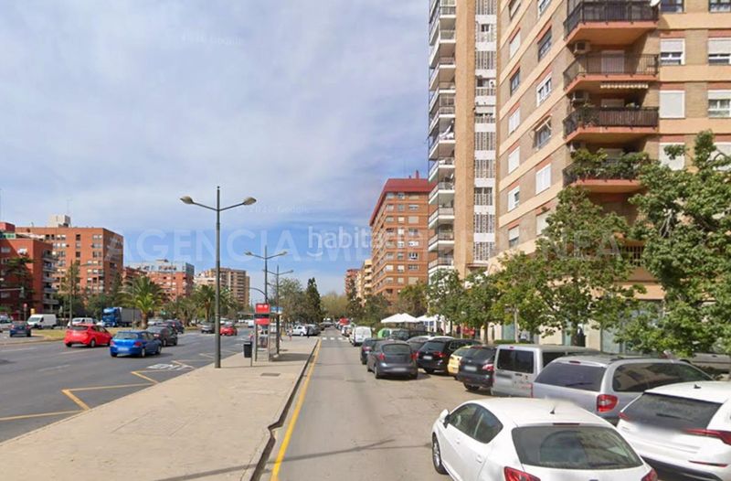 Foto b5407cf3-3320-4228-942e-46e07b67fc1d. Pis a Soternes Valencia