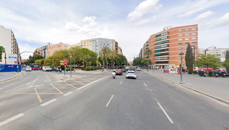 Foto 544895f8-92f2-44cf-b35d-a03d44e37471. Pis a Arrancapins Valencia