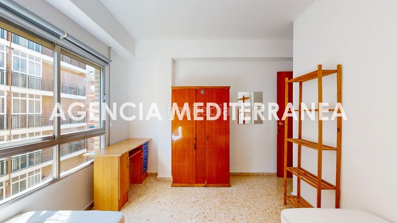 Foto 1b6a2746-af6b-408b-aa0e-a71b44ad19f1. Pis amb aparcament a La Bega Baixa - Plaza Xúquer Valencia