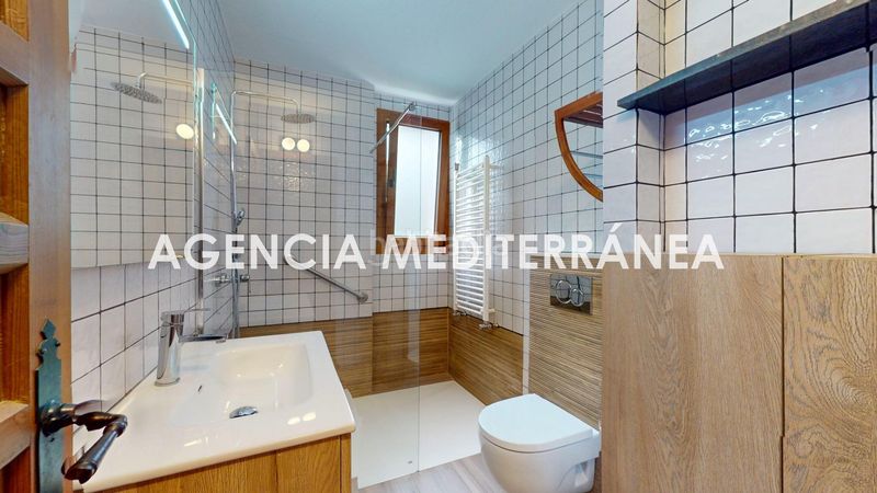 Foto 1554d056-b74e-4e83-9a9c-dd1db18ddab3. Xalet amb calefacció aparcament piscina a Serra
