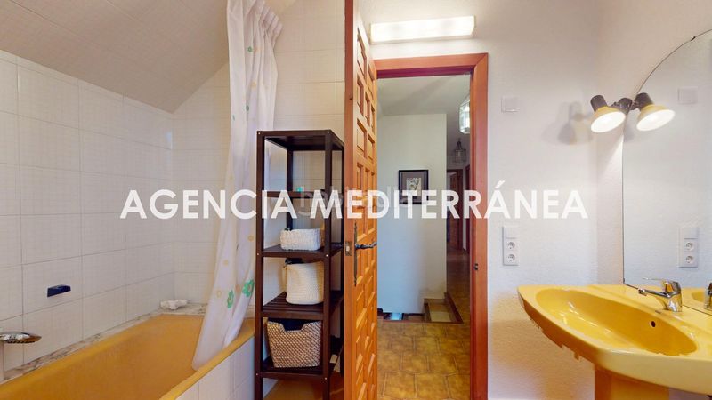 Foto d3ab7b39-aaa9-48b4-9e88-44b6daf66b0a. Xalet amb calefacció aparcament piscina a Serra