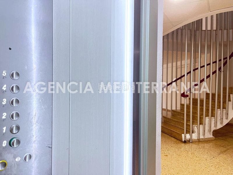 Foto daa8ca0f-1bf3-4685-9a71-8969f4461a86. Pis amb calefacció aparcament a Centro Urbano Dénia