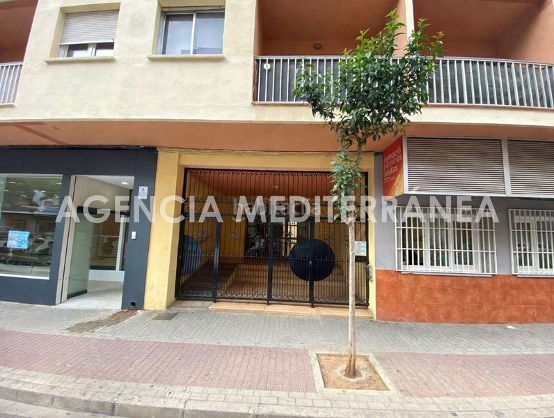 Foto ef9426e0-5a1e-4c72-a224-fff4b8727d52. Pis amb calefacció aparcament a Centro Urbano Dénia