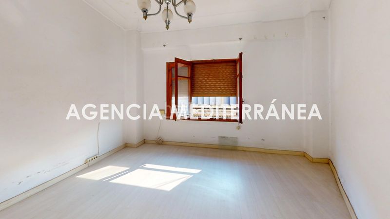 Foto 3a5c27ad-5793-4efd-9984-d780f214cac3. Pis a Russafa Valencia