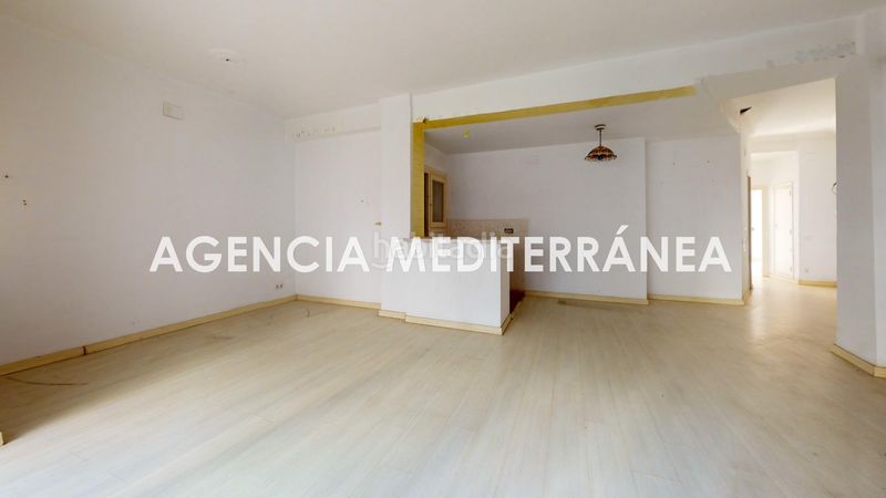 Foto 9ed5d8cd-ab9d-42a7-95f8-53261f0b02d1. Pis a Russafa Valencia