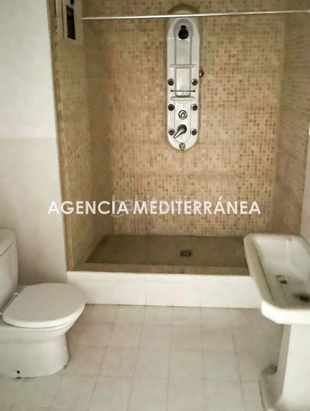 Foto ad40f224-5bf2-4223-ad60-8ce8b9cd66ea. Pis a Russafa Valencia