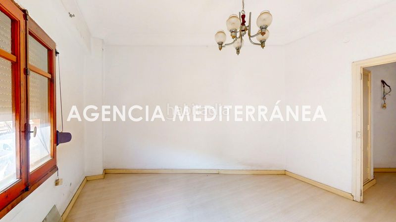 Foto ba06466c-a990-4d15-b5ce-c6d22dc1e809. Pis a Russafa Valencia