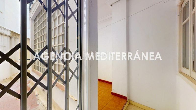 Foto c3e6786c-f4a6-4e63-a3be-69b64a6df392. Pis a Russafa Valencia