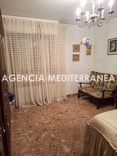 Foto eeb99185-320a-428f-a233-c558d3185c57. Pis amb aparcament a Oliva pueblo Oliva