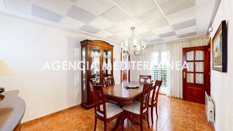 Foto 4c4e2f03-8e65-4f6f-bed0-adc817156381. Pis a El Cabanyal-El Canyamelar Valencia