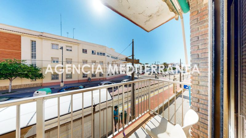 Foto b674917f-ba0a-42c6-997d-2e0864d65012. Pis a El Cabanyal-El Canyamelar Valencia