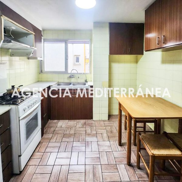 Foto 4f1c8c93-4e3d-422c-a697-6a1a28cf7120. Pis a Nou Moles Valencia
