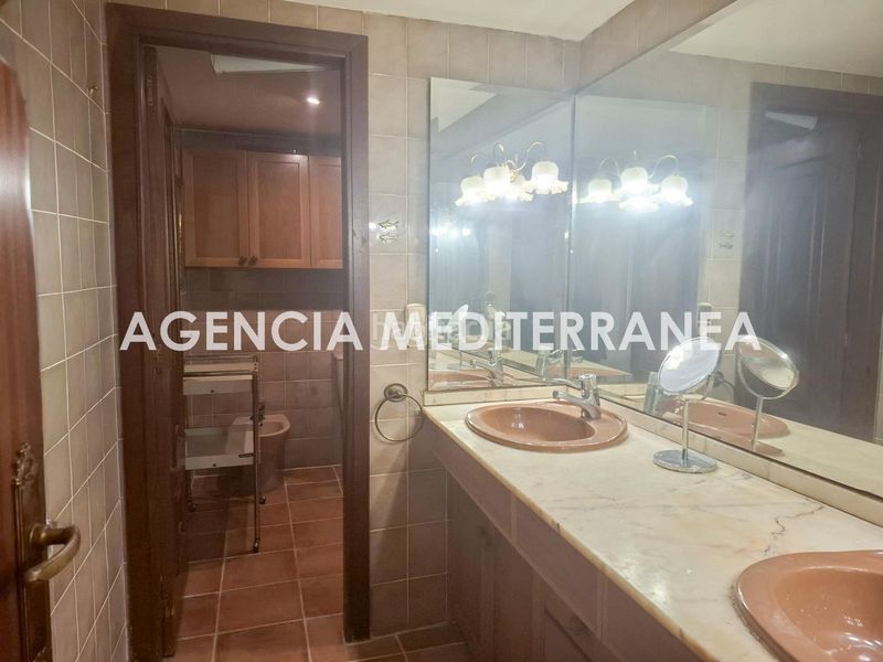 Foto 2f7967d2-f9eb-4d5a-bf30-13fa47a43ae7. Pis amb aparcament a Sant Francesc Valencia