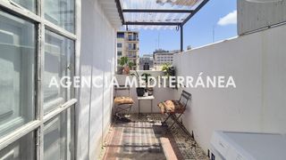 Penthouse in Sant Francesc. Áticoestudio con terraza a escasos metros de la plaza de ayuntam