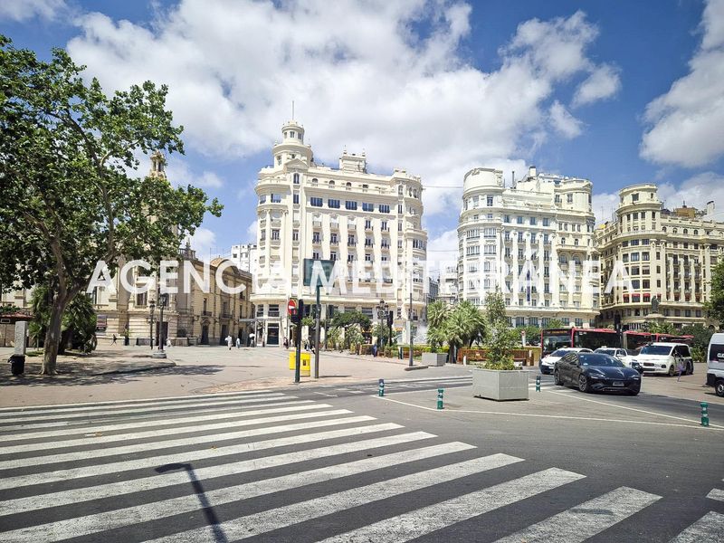 Foto bfe60473-bf0d-41a5-be0b-8cce1b1c2ca5. Àtic amb calefacció a Sant Francesc Valencia
