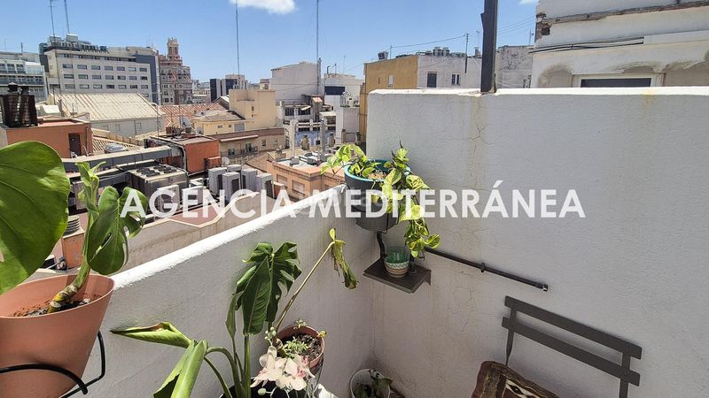 Foto f4dd1602-a731-4843-942d-f64131860c20. Àtic amb calefacció a Sant Francesc Valencia