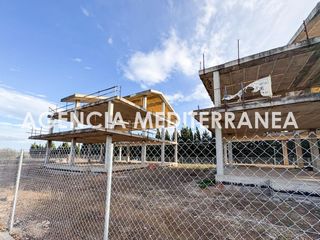 Terreno residencial en Calle Enrique Tierno Galván