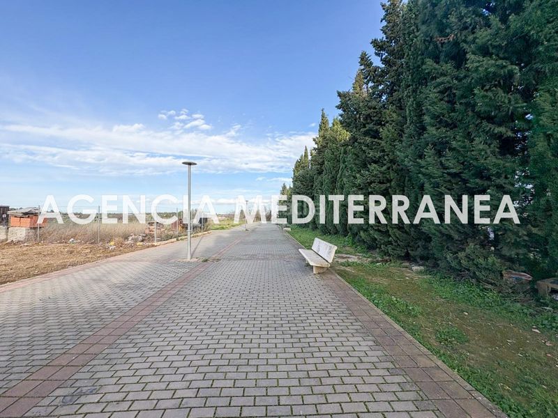 Foto b3204b16-c2cb-4b56-a8d8-035a67e50c88. Terreny residencial a Cheste