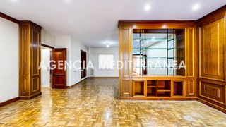 Etagenwohnung  Calle general san martin. Piso en venta en valencia, con garaje, en pleno centro de la ciu