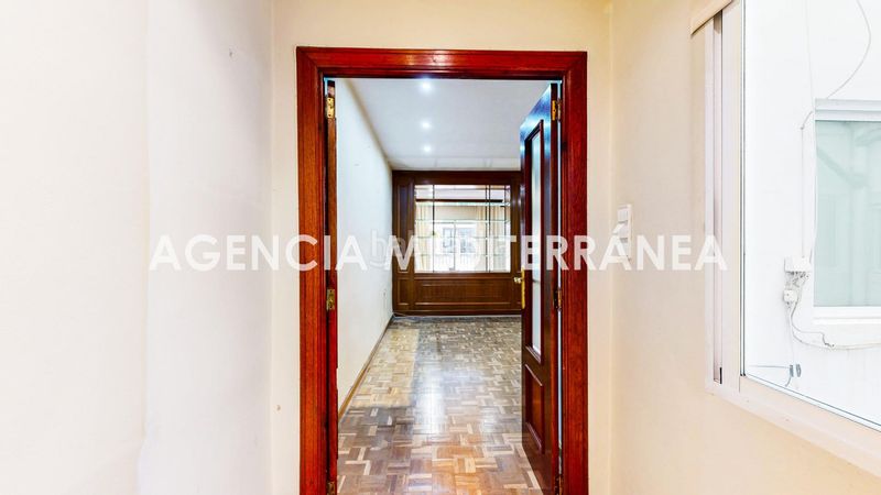 Foto c90336c3-9277-4e9a-8445-519fa7976ed6. Pis amb calefacció aparcament a Russafa Valencia