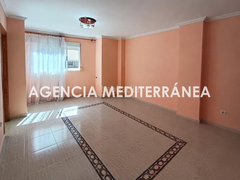 Foto 583abd0c-a148-4b1e-9d72-d28c82724331. Pis a Algemesí