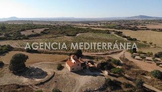 Mas à Diseminado 500. Finca rústica en almansa, de 100 hectáreas con casa unifamiliar