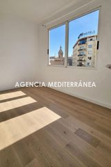 Büro in Sant Francesc. Oficina singular con terraza en el corazón de valencia