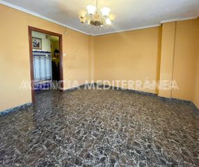 Flat  Calle isaac peral. Piso a escasos metro de la ciudad de la artes y las ciencias