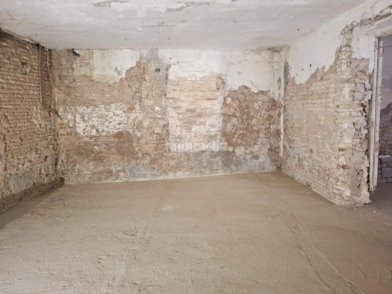 Foto 686e7368-eaad-40b2-9b4b-81736ced90db. Local comercial a La Xerea Valencia
