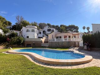 Casa adossada a El Montgó