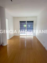 Pis a Calle ST NICOLAU CL PERU