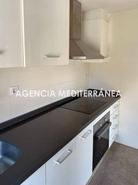 Foto 01cd8c16-5b34-4843-8724-c95ae9364136. Àtic amb calefacció aparcament a Nou Moles Valencia