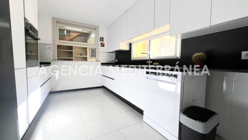 Foto 435a8d0b-e232-4624-8e4d-e36027e74d18. Àtic a calle calle consolat del mar 3 a El Puerto Dénia