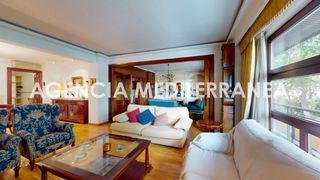 Appartement à Gran Via. Piso en venta en valencia, zona jacinto benavente