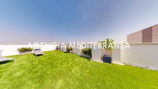 Àtic a Platja de la Pobla de Farnals. Ático junto al mediterráneo exclusivo ático con vistas panorámic