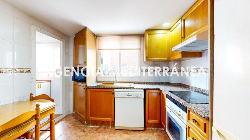 Foto 0fb7e2bd-c6a0-4970-9a1f-77e2beb7590b. Pis amb aparcament a Alfafar