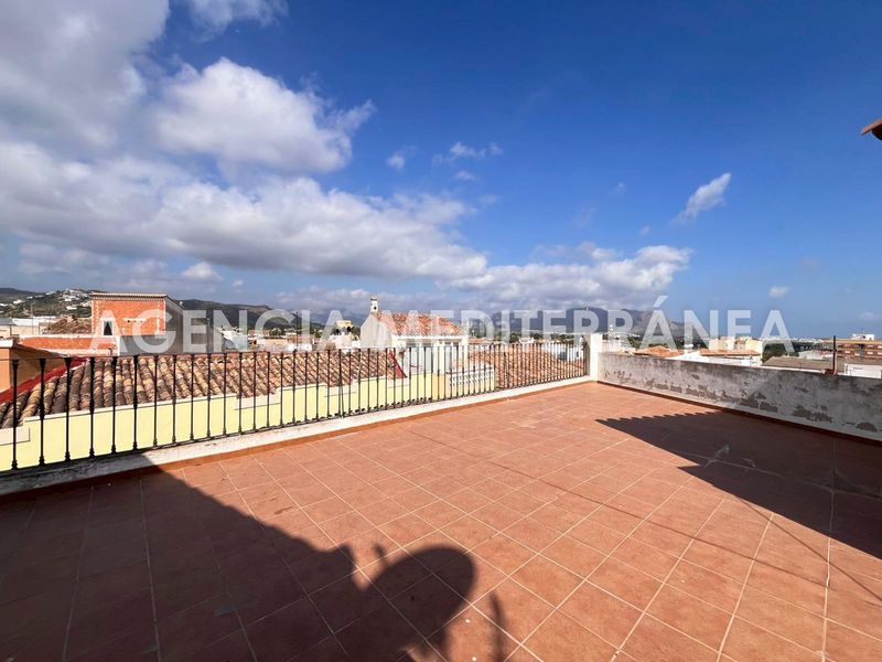 Foto 87dff60d-ca2a-49ff-9019-fe8ea2710377. Pis a Centro Pedreguer