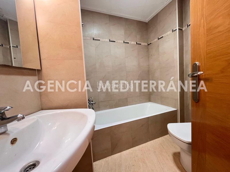Foto 91ddbe68-7ff7-402b-bf70-5adaa68426dc. Pis a Centro Pedreguer