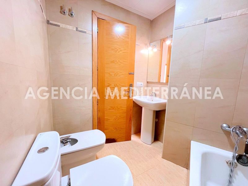 Foto a18e9a62-3b3e-41c0-9849-72641fe1fb0b. Pis a Centro Pedreguer