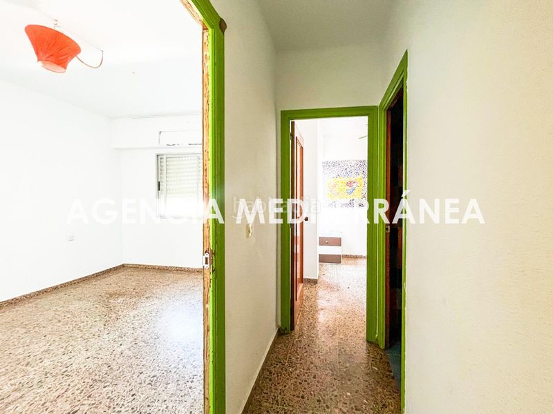 Foto f700e5bd-e020-42a8-8fc4-d9b587172e8e. Pis a Silla