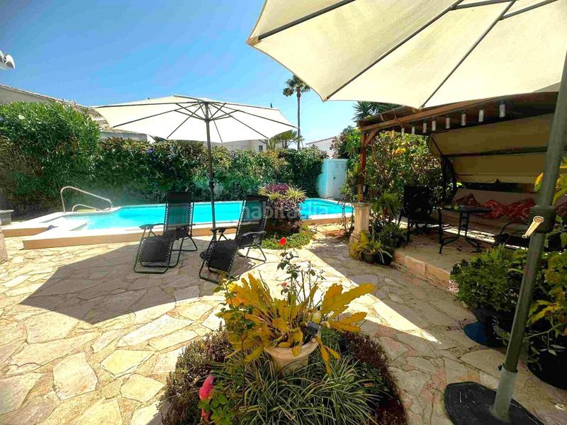 Foto f632351c-f3cc-4805-89e7-64fc931f4440. Xalet amb aparcament piscina a Centro Urbano Dénia