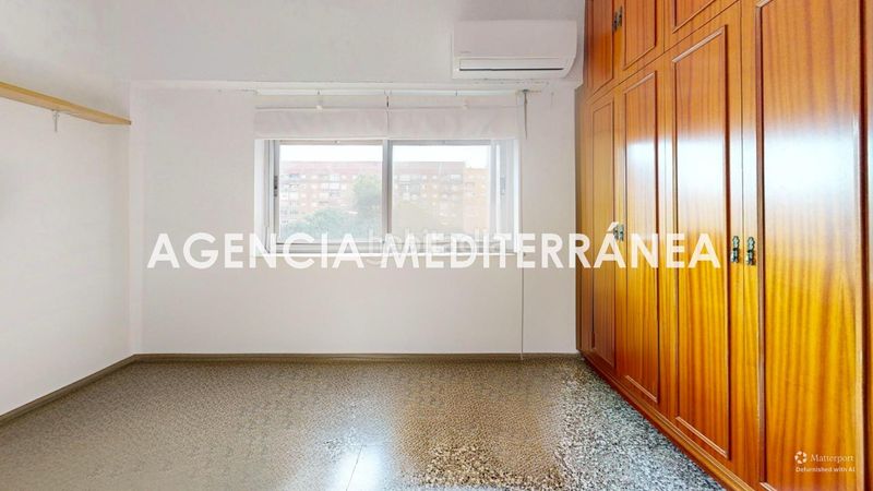Foto 7a5a27b5-977e-4852-9a15-b815689365a1. Pis a Penya-Roja - Avda. Francia Valencia