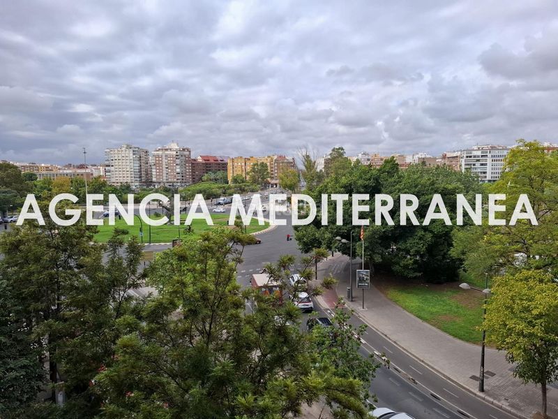 Foto d4500e3d-8959-42c1-b360-82deebc0d55c. Pis a Penya-Roja - Avda. Francia Valencia