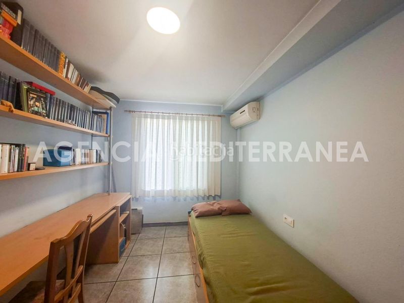 Foto 4b4d0e89-c252-4fb9-8ad0-4b91dd348dd1. Casa adossada amb calefacció aparcament a Centro - Ambulatorio Paiporta