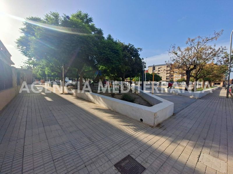 Foto bba0ba7f-59a0-4837-8a58-5408b89c0faf. Casa adossada amb calefacció aparcament a Centro - Ambulatorio Paiporta