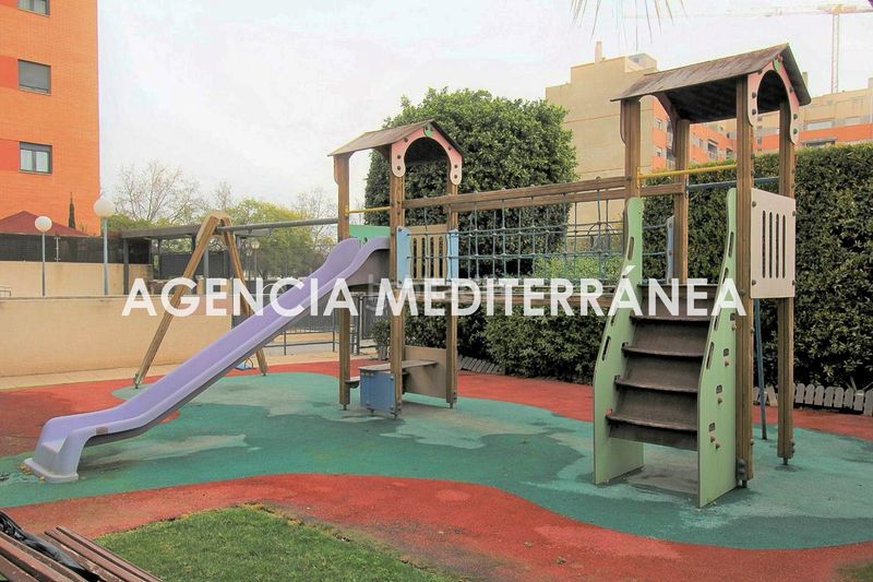 Foto cb631d4d-c98f-4a0e-aa8d-b372b16d0206. Pis amb calefacció aparcament piscina a Nou Benicalap Valencia