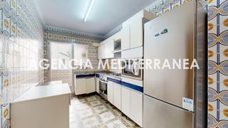 Pis a La Bega Baixa - Plaza Xúquer. Piso en venta en zona blasco ibañez, con garaje incluido, para r