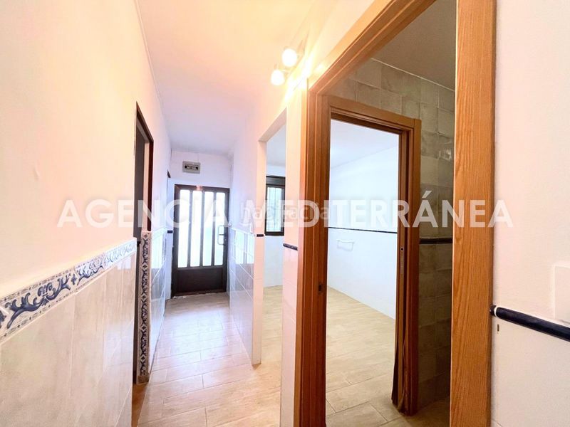 Foto 065ffbf9-0d62-4021-8ac0-c1ae2ccefca8. Casa adossada a Oliva nova Oliva