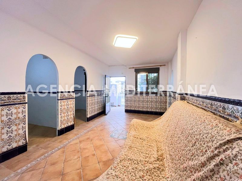 Foto 100e378e-55dc-4a2a-973e-a16ddb44e640. Casa adossada a Oliva nova Oliva