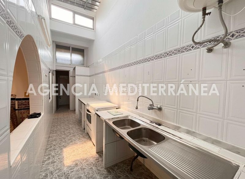 Foto 51e4d944-f441-46ac-8345-b7262ad699c9. Casa adossada a Oliva nova Oliva